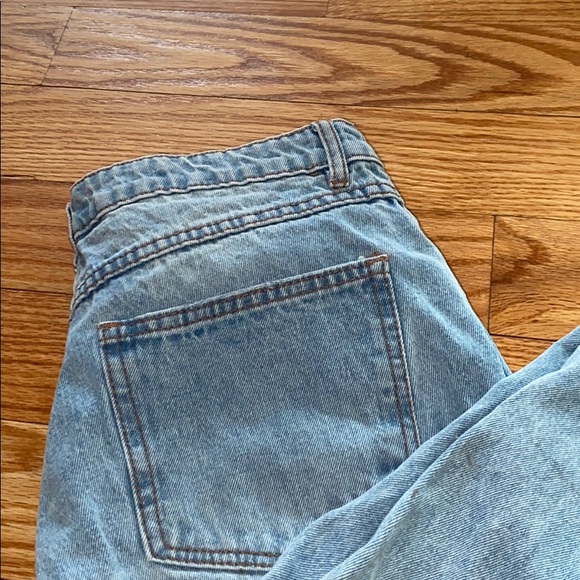 High Rise Mom Jeans - Picture 6 of 8